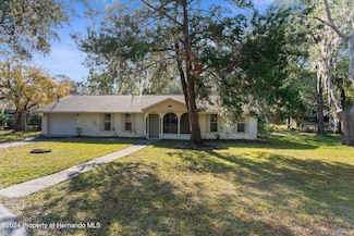 33288 Ridge Manor Blvd, Dade City, FL 33523