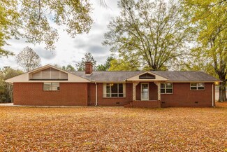 1186 E Reed Rd, La Fayette, GA 30728