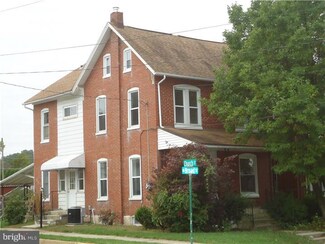 132 W Broad St, Reading, PA 19607