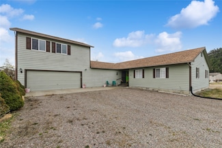 869 Foys Lake Rd, Kalispell, MT 59901