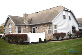 2250 Fox Run Cir Unit 1143, Findlay, OH 45840