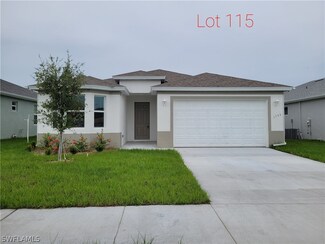 1153 Hamilton St, Immokalee, FL 34142