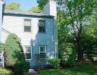 1 Willow Glen Cir Unit 101, Warwick, RI 02889