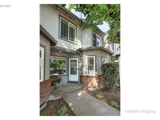 671 NE 8th St, Gresham, OR 97030