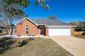 206 Lee Road 2083, Phenix City, AL 36870