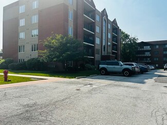 2321 183rd St Unit 304, Homewood, IL 60430