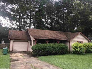 14803 Pin Oaks Cove, Mabelvale, AR 72103