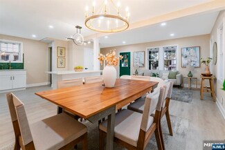 34 Emerald St, Hackensack, NJ 07601