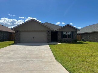 150 Ridgeway Cir, Crestview, FL 32536