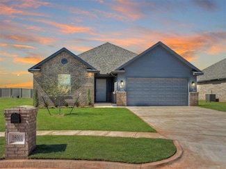 18001 Austin Ct, Edmond, OK 73012