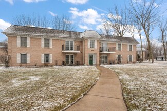 2629 Georgetowne Dr Unit B2, Highland, IN 46322
