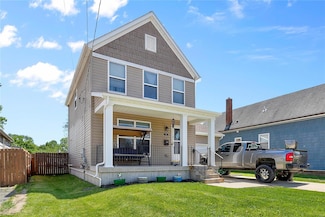 726 Regina Ave, Saint Louis, MO 63125