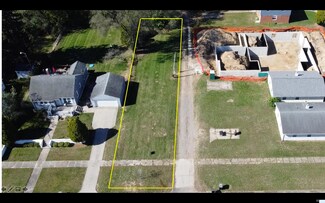 1023 N Hill St, South Bend, IN 46617