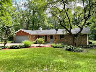 6840 Best Rd, Pecatonica, IL 61063