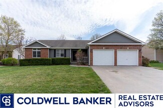 3005 Pecanwood Dr, Manhattan, KS 66502