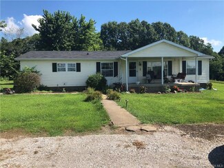 2898 N Williams Ridge Rd, Eckerty, IN 47116