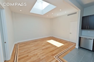 12-21 Astoria Blvd Unit 3, Long Island City, NY 11102