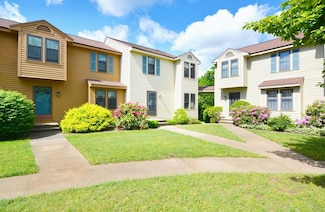 92 Apache Way, Tewksbury, MA 01876