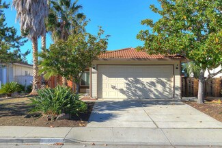 3233 Thousand Pines Ct, San Jose, CA 95148
