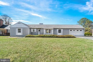 1005 Nottingham Rd, Newark, DE 19711
