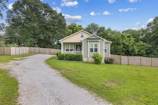 107 Wallace Cir, Killen, AL 35645