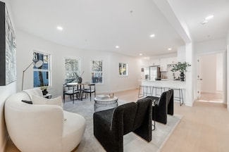121 Florence St Unit 1, Everett, MA 02149