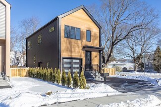 109 Albemarle Rd, Waltham, MA 02452