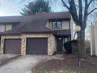 107 Williamsburg Way Ct, Fitchburg, WI 53719