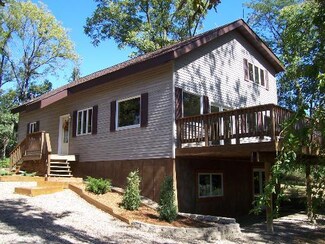 8 Paddock Ct, Putnam, IL 61560