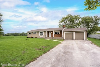 8249 Beers Rd, Swartz Creek, MI 48473