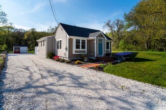 642 Smith Neck Rd, South Dartmouth, MA 02748