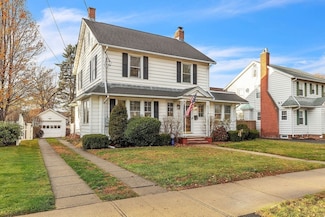 32 Reed St, Agawam, MA 01001