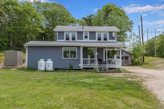 133 Middlesex Rd, Topsham, ME 04086