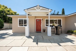 903 Mason Rd, Vista, CA 92084