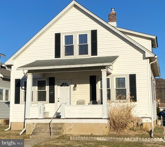 1209 Easton Rd, Hellertown, PA 18055
