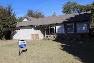 5916 Sea Breeze Ln, Fort Worth, TX 76135