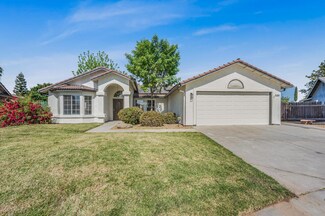 418 Santa Clara St, Madera, CA 93637