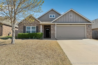 2112 E 133rd Ct, Bixby, OK 74008