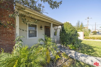 5311 Onacrest Dr, Los Angeles, CA 90043