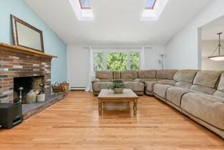 402 Union St, South Weymouth, MA 02190