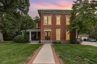 821 W Milroy Ave, Rensselaer, IN 47978