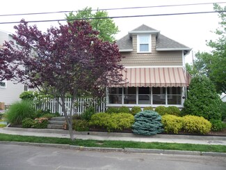 91 Clark Ave, Ocean Grove, NJ 07756