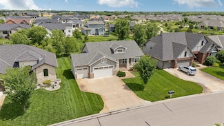 3879 N Estancia Ct, Wichita, KS 67205