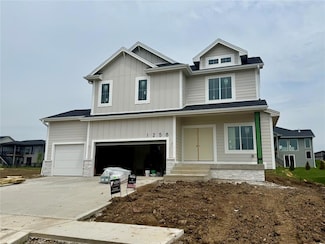 1258 S 92nd St, West Des Moines, IA 50266