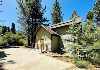 33355 Lakeside Dr, Green Valley Lake, CA 92341