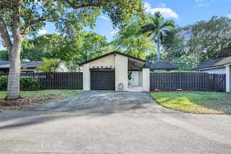 10853 SW 132nd Circle Ct, Miami, FL 33186