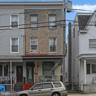 1421 W Market St, Pottsville, PA 17901