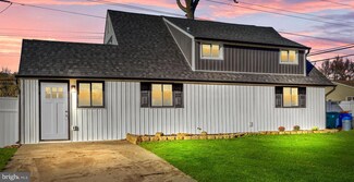 84 Ice Pond Rd, Levittown, PA 19057