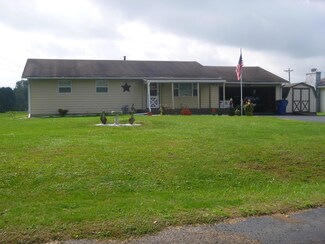 243 Valley Dr NE, Newark, OH 43055