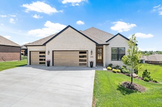 1104 Caymus Ct, Columbia, MO 65201